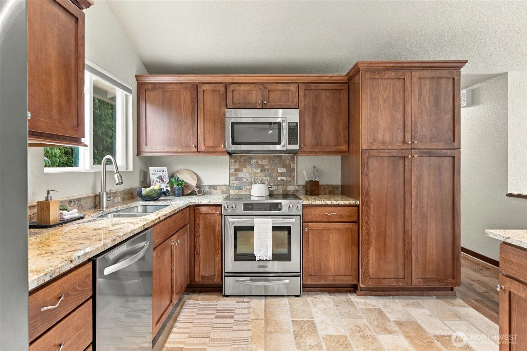 13823 SE 142nd Street , Renton, WA 98059