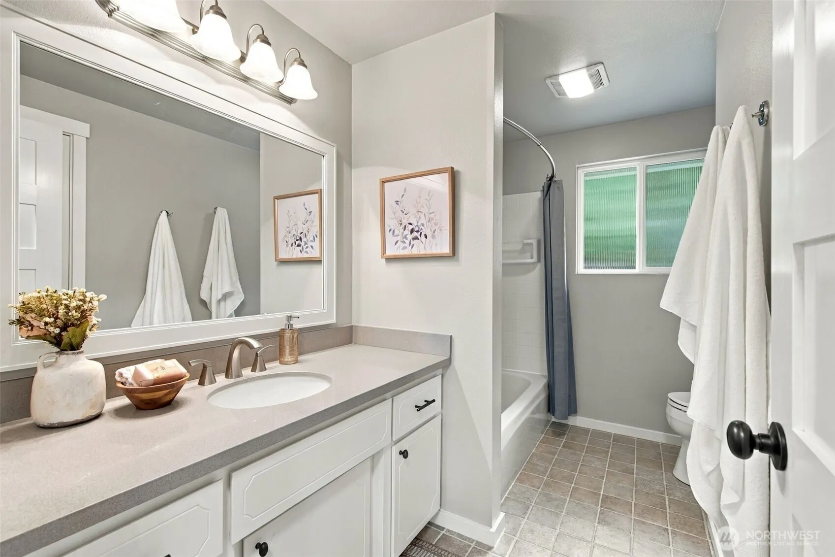 13823 SE 142nd Street , Renton, WA 98059