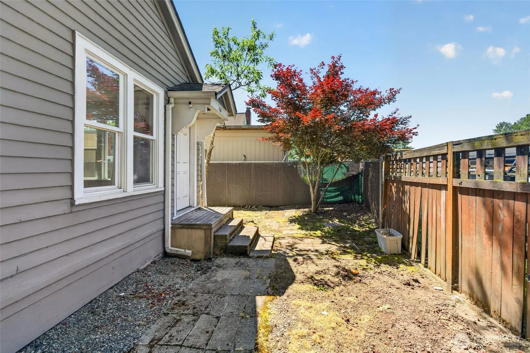 110 Lincoln Avenue , Kent, WA 98032