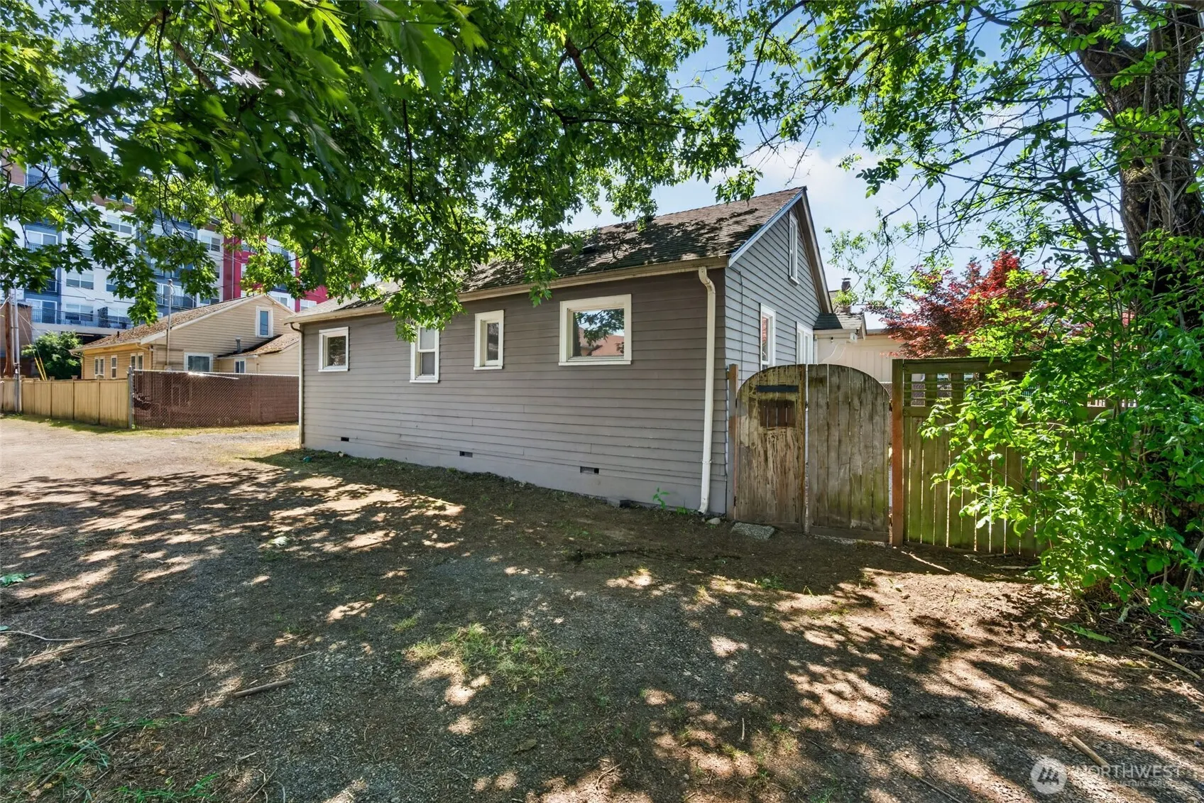 110 Lincoln Avenue , Kent, WA 98032