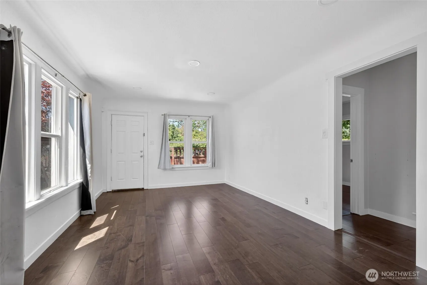 110 Lincoln Avenue , Kent, WA 98032