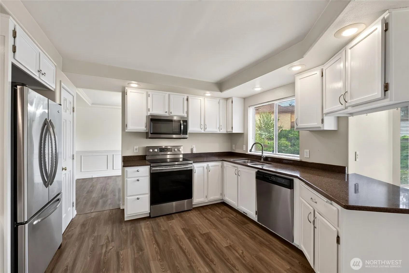 10021 SE 245th Place , Kent, WA 98030