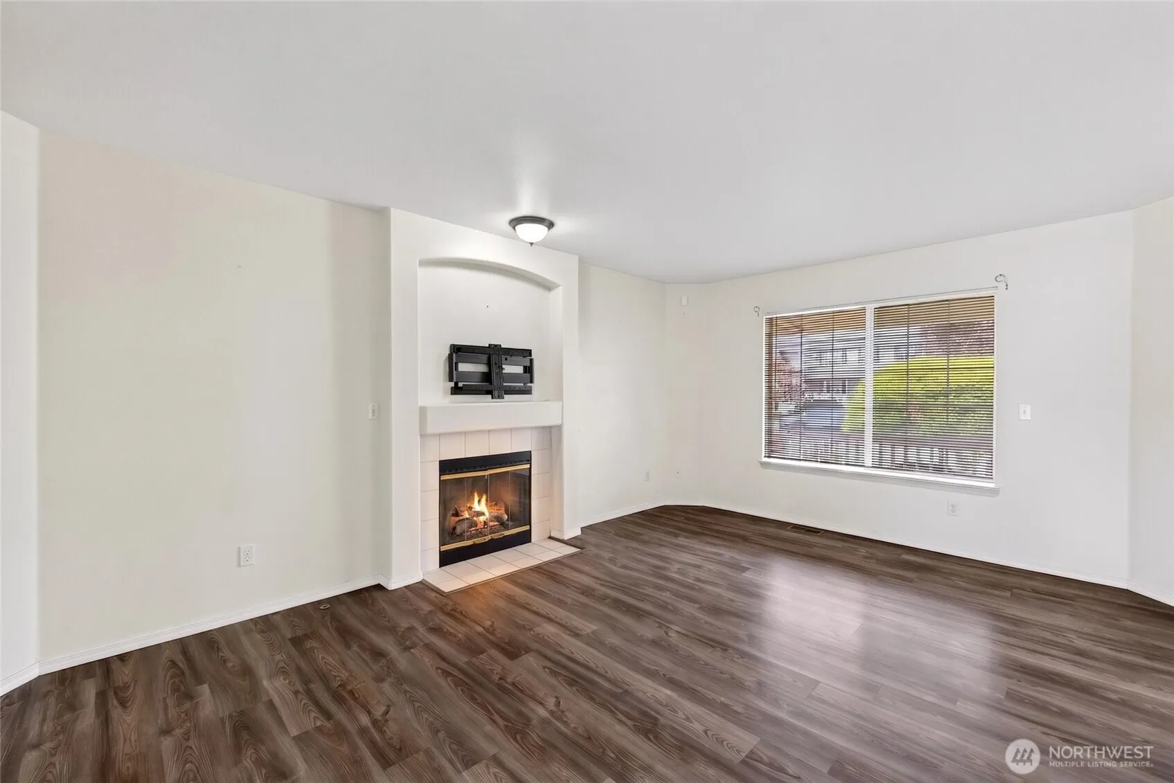 10021 SE 245th Place , Kent, WA 98030