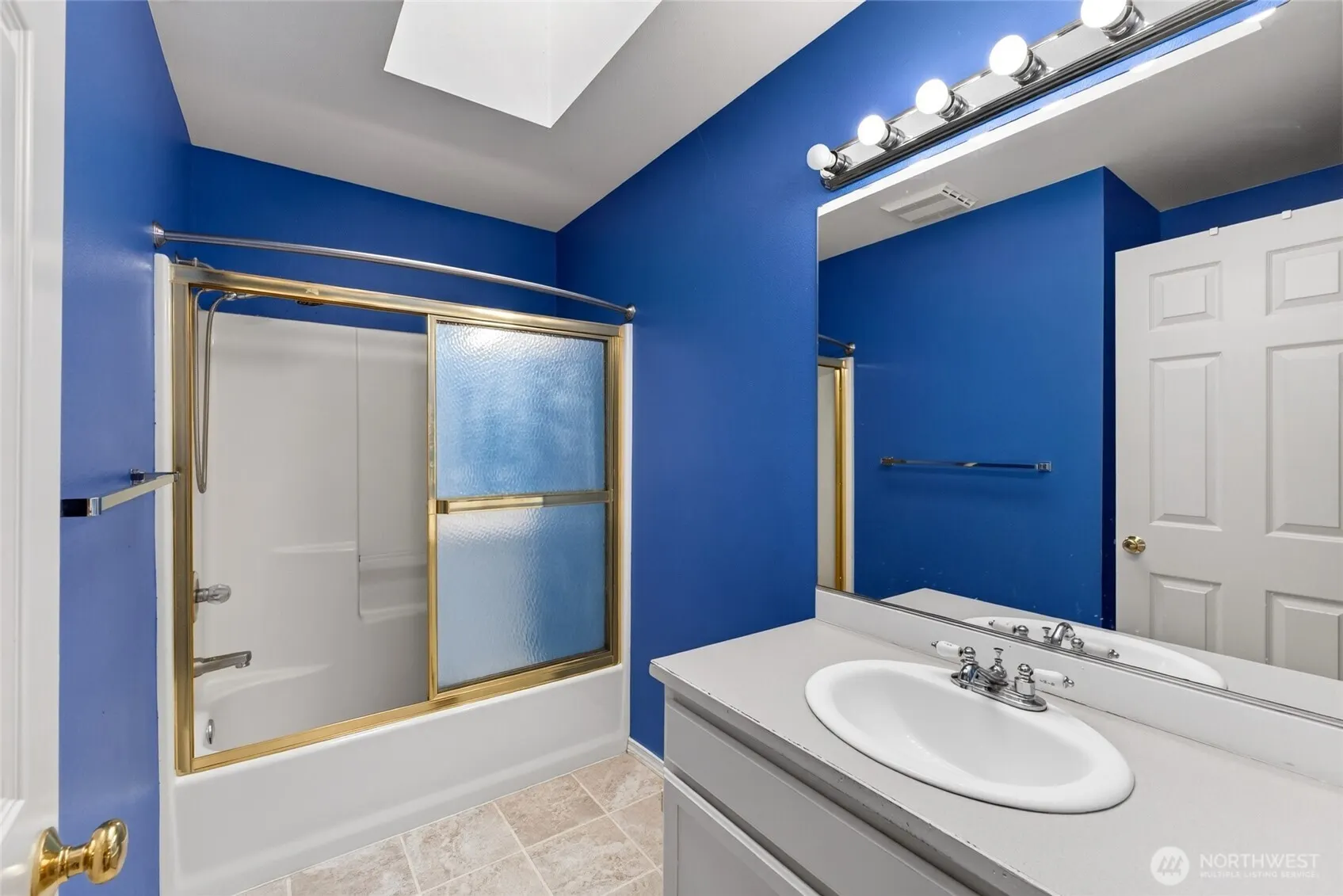 10021 SE 245th Place , Kent, WA 98030
