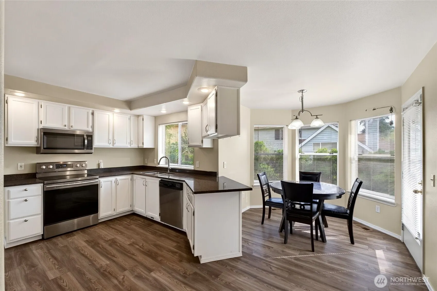 10021 SE 245th Place , Kent, WA 98030