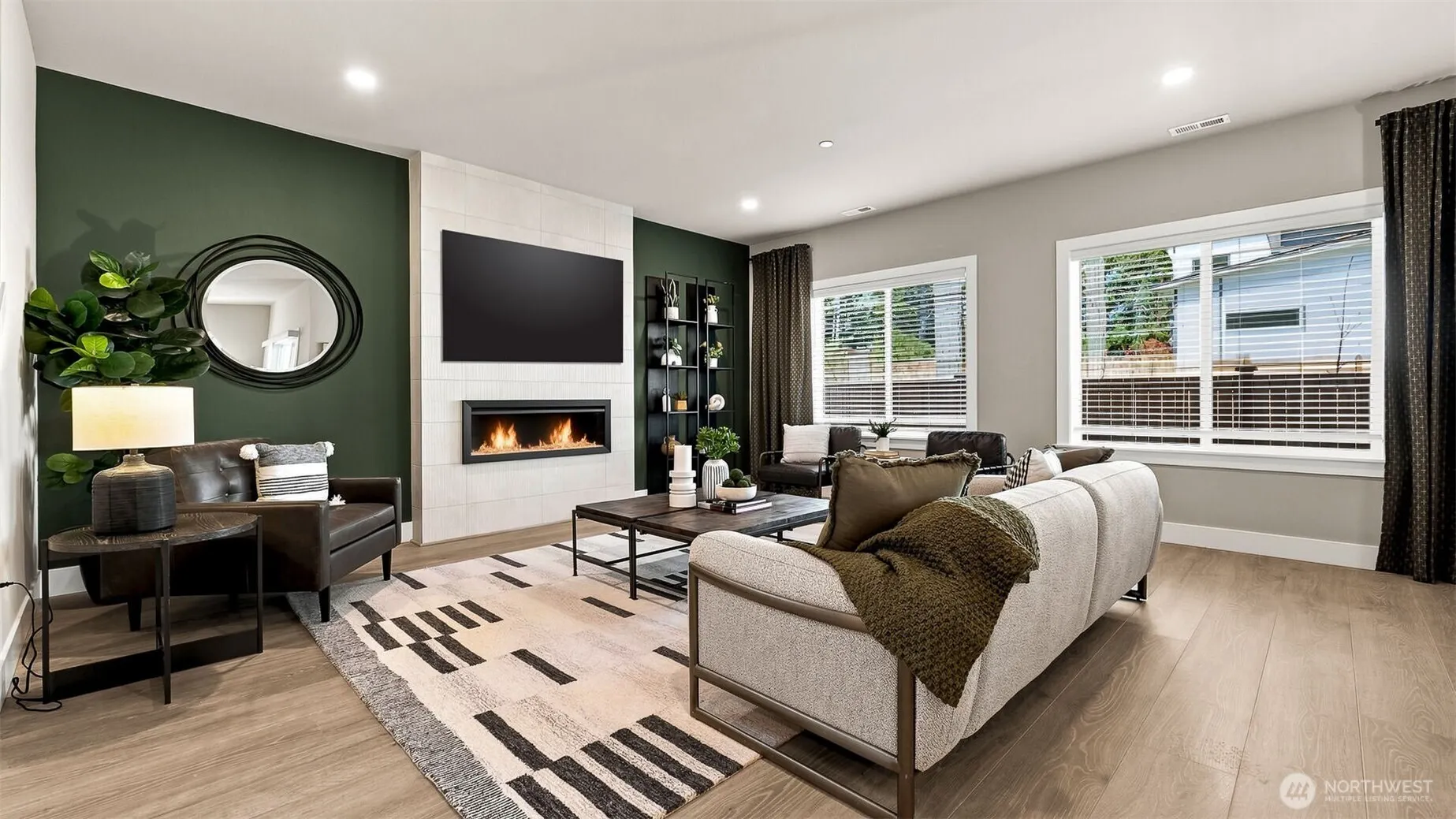 9208 NE 186th Place , Bothell, WA 98011