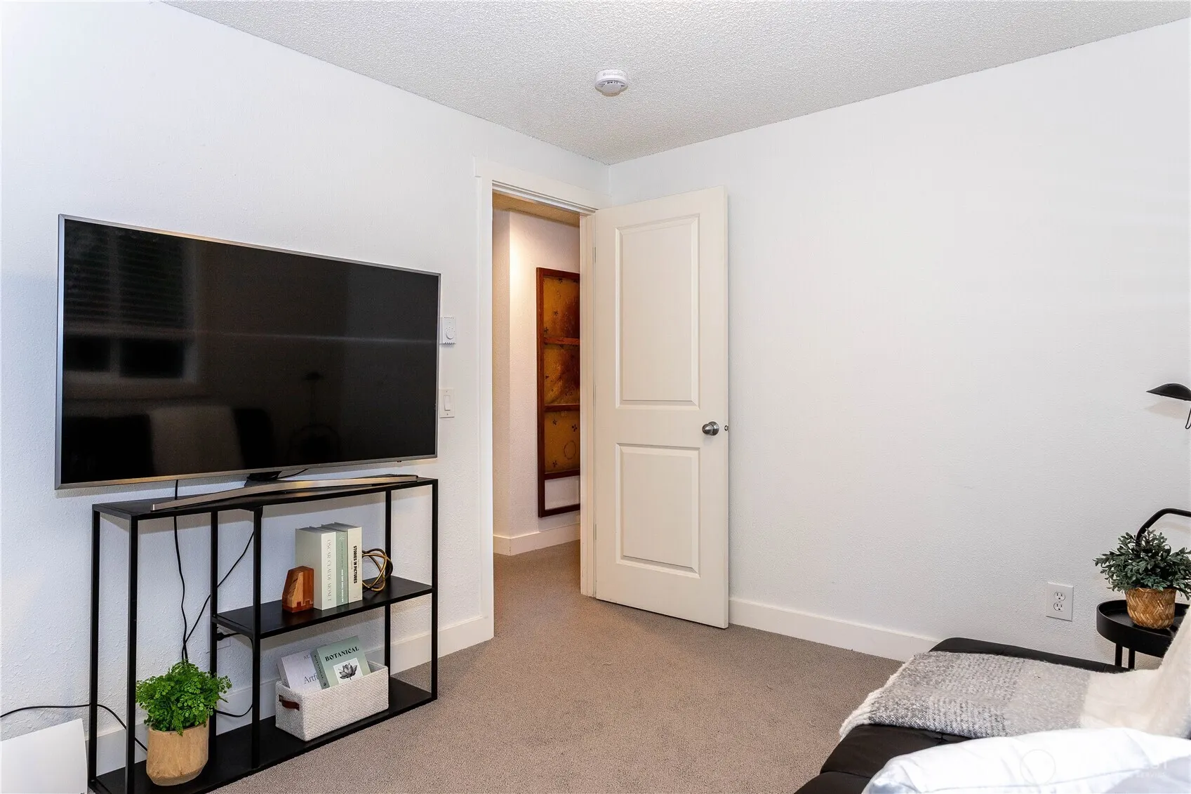 15246 SE 43rd Court #G301, Bellevue, WA 98006
