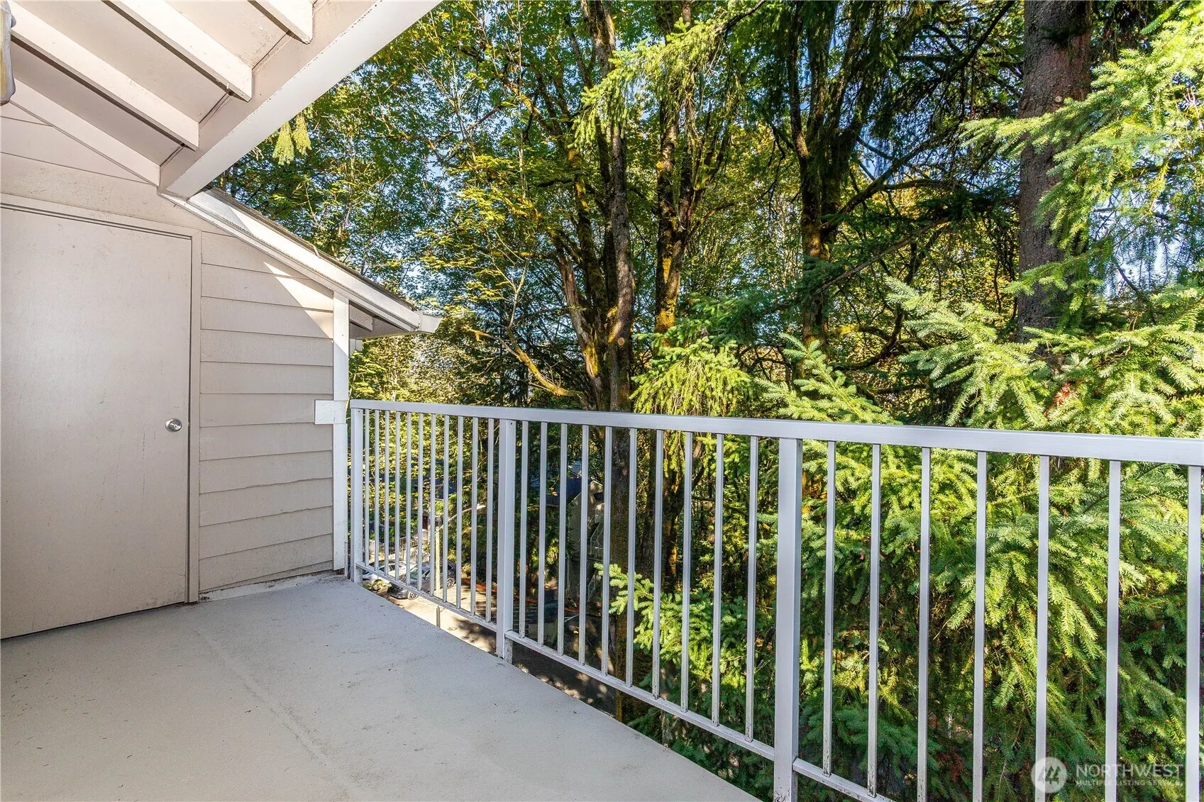 15246 SE 43rd Court #G301, Bellevue, WA 98006
