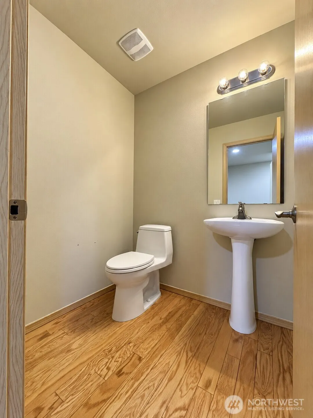 15352 146th Place SE, Renton, WA 98058