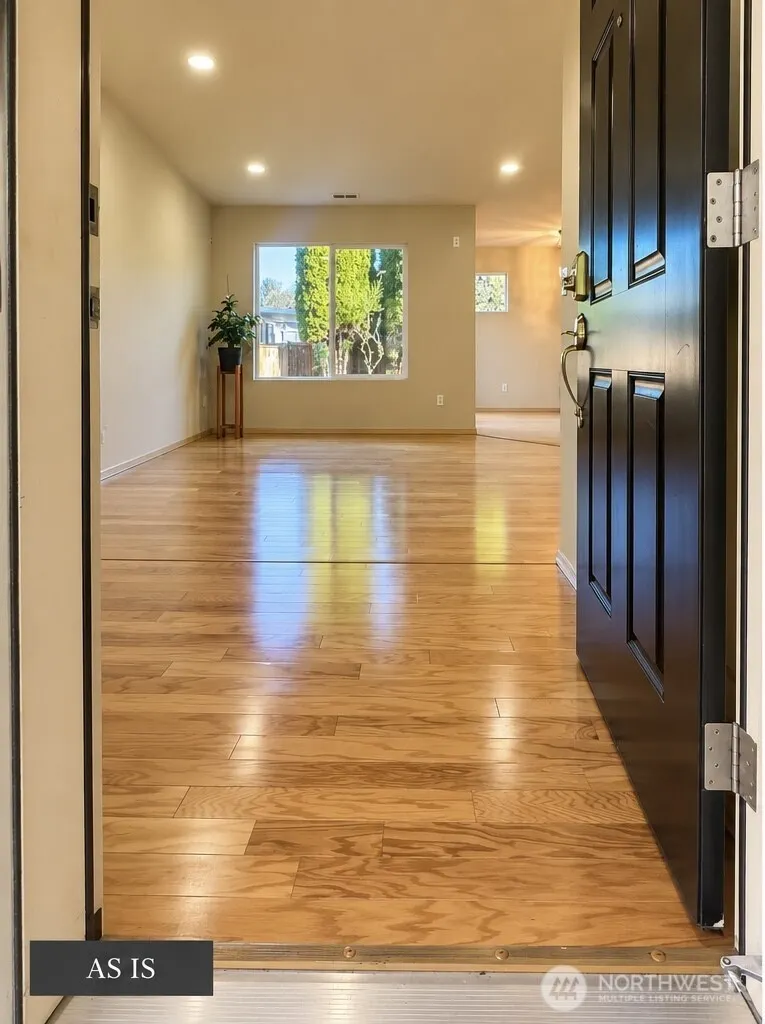 15352 146th Place SE, Renton, WA 98058