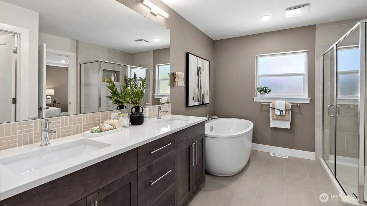 9214 NE 186th Place , Bothell, WA 98011