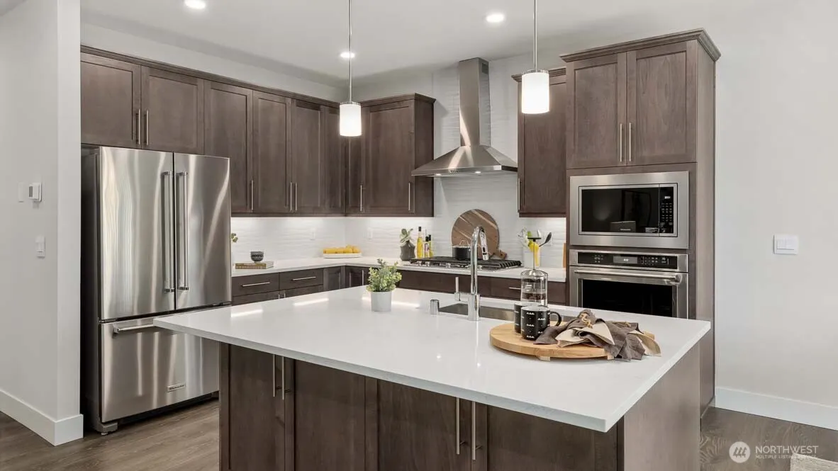 9214 NE 186th Place , Bothell, WA 98011