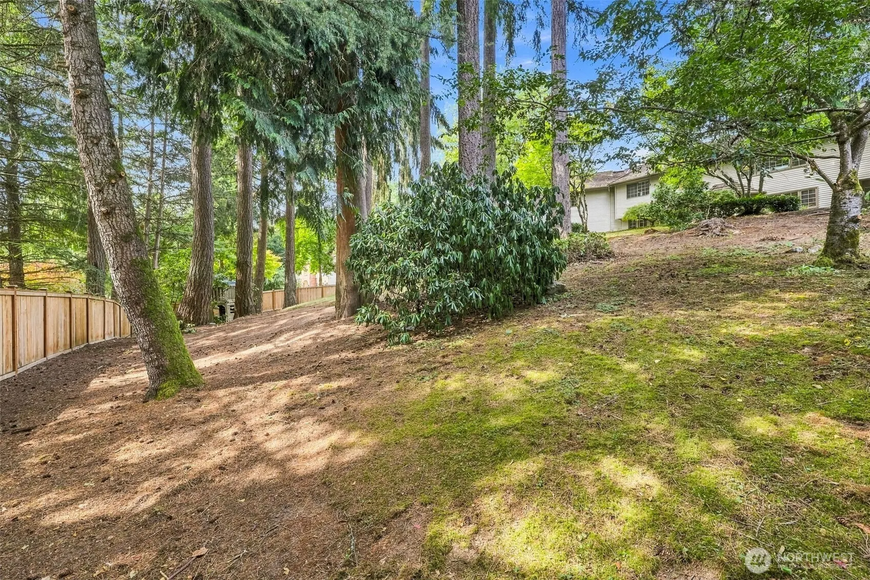 21715 NE 105th Place , Redmond, WA 98053