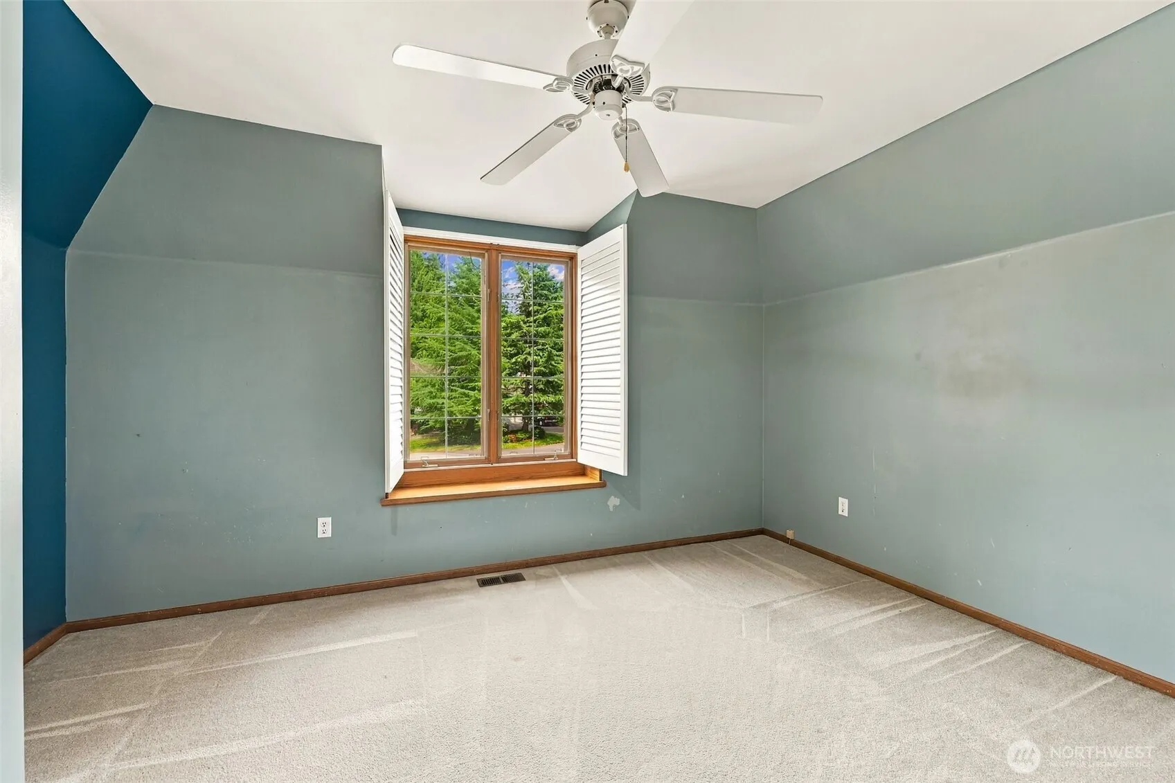 21715 NE 105th Place , Redmond, WA 98053