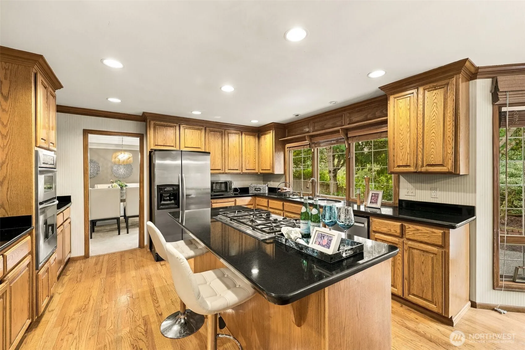21715 NE 105th Place , Redmond, WA 98053