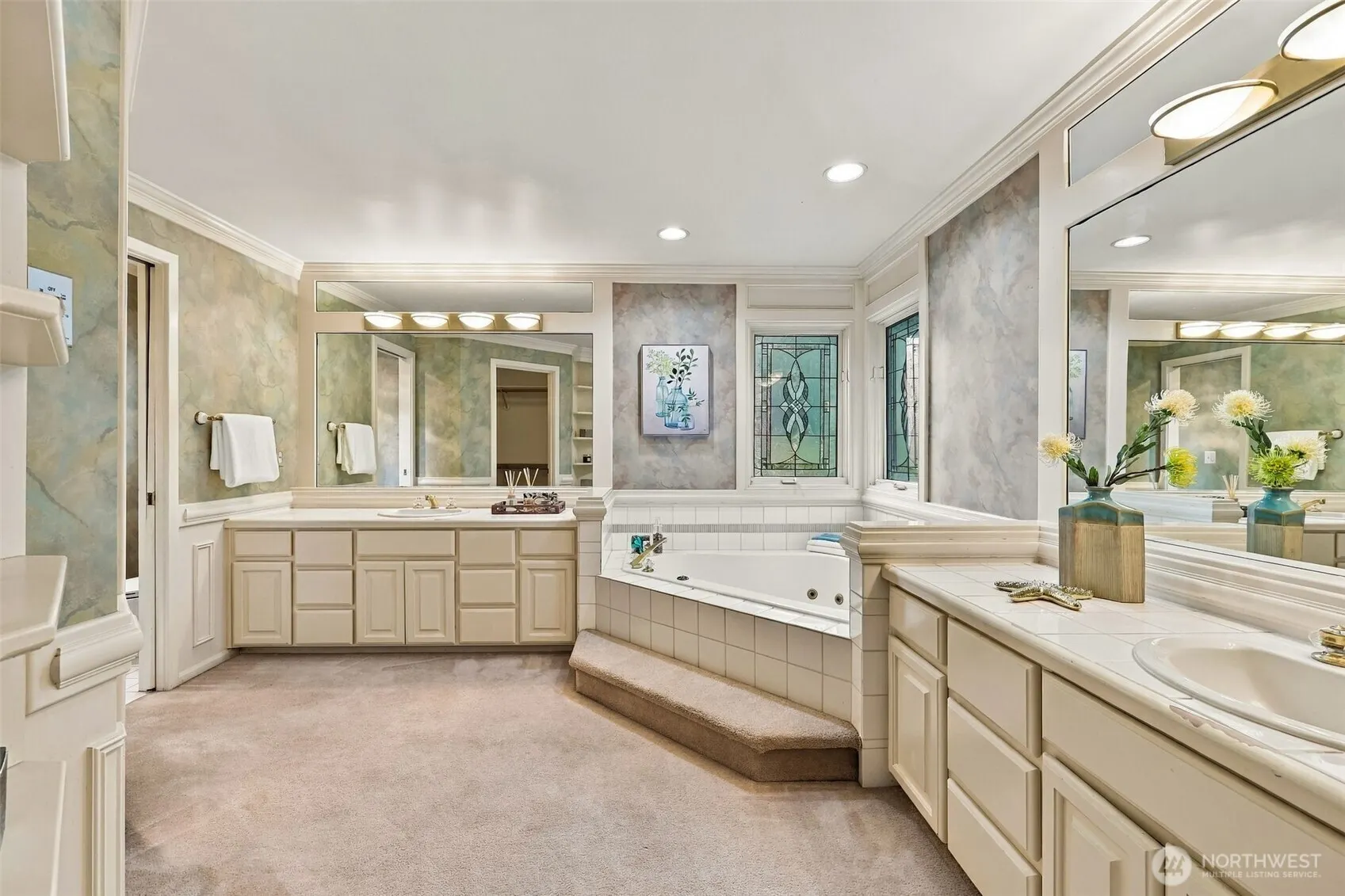 21715 NE 105th Place , Redmond, WA 98053