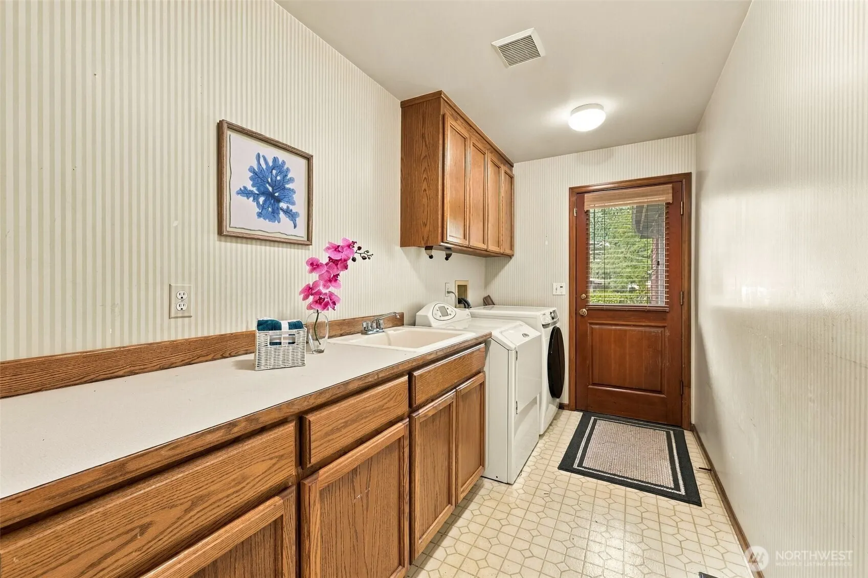 21715 NE 105th Place , Redmond, WA 98053