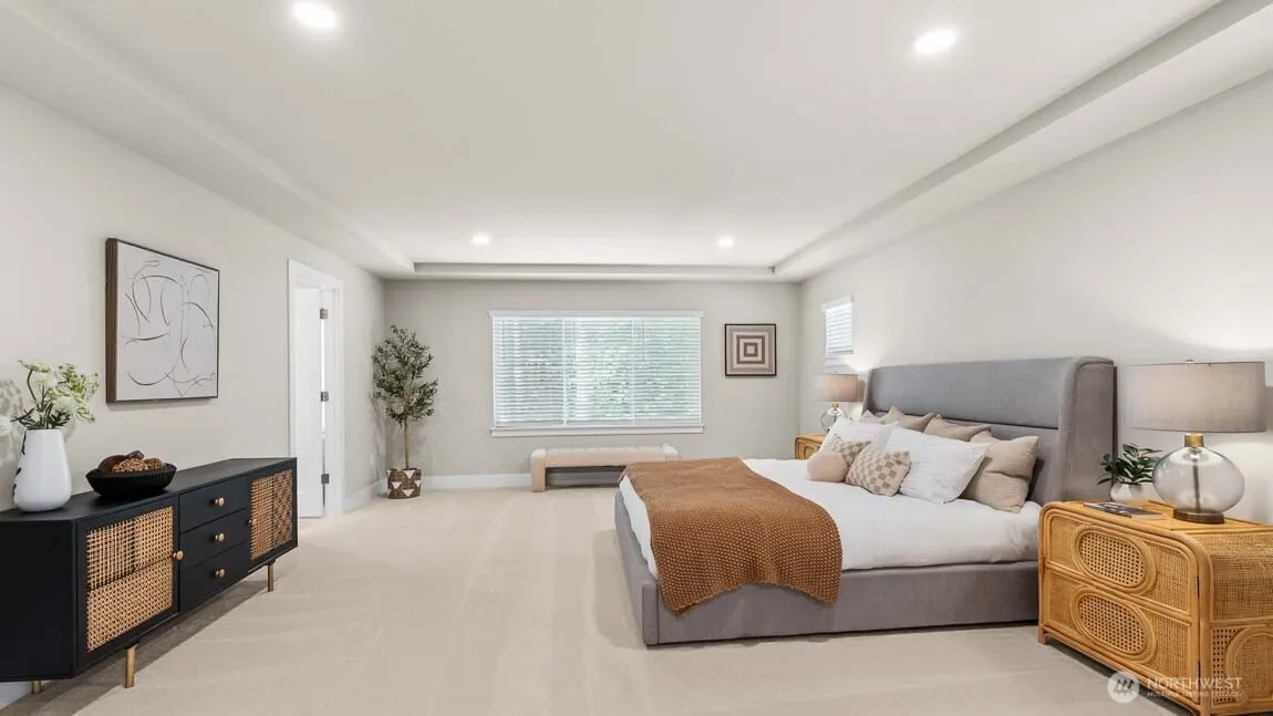 9230 NE 186th Place , Bothell, WA 98011