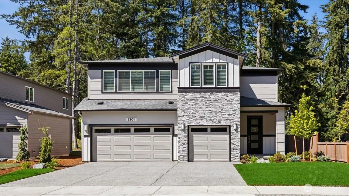 9230 NE 186th Place , Bothell, WA 98011