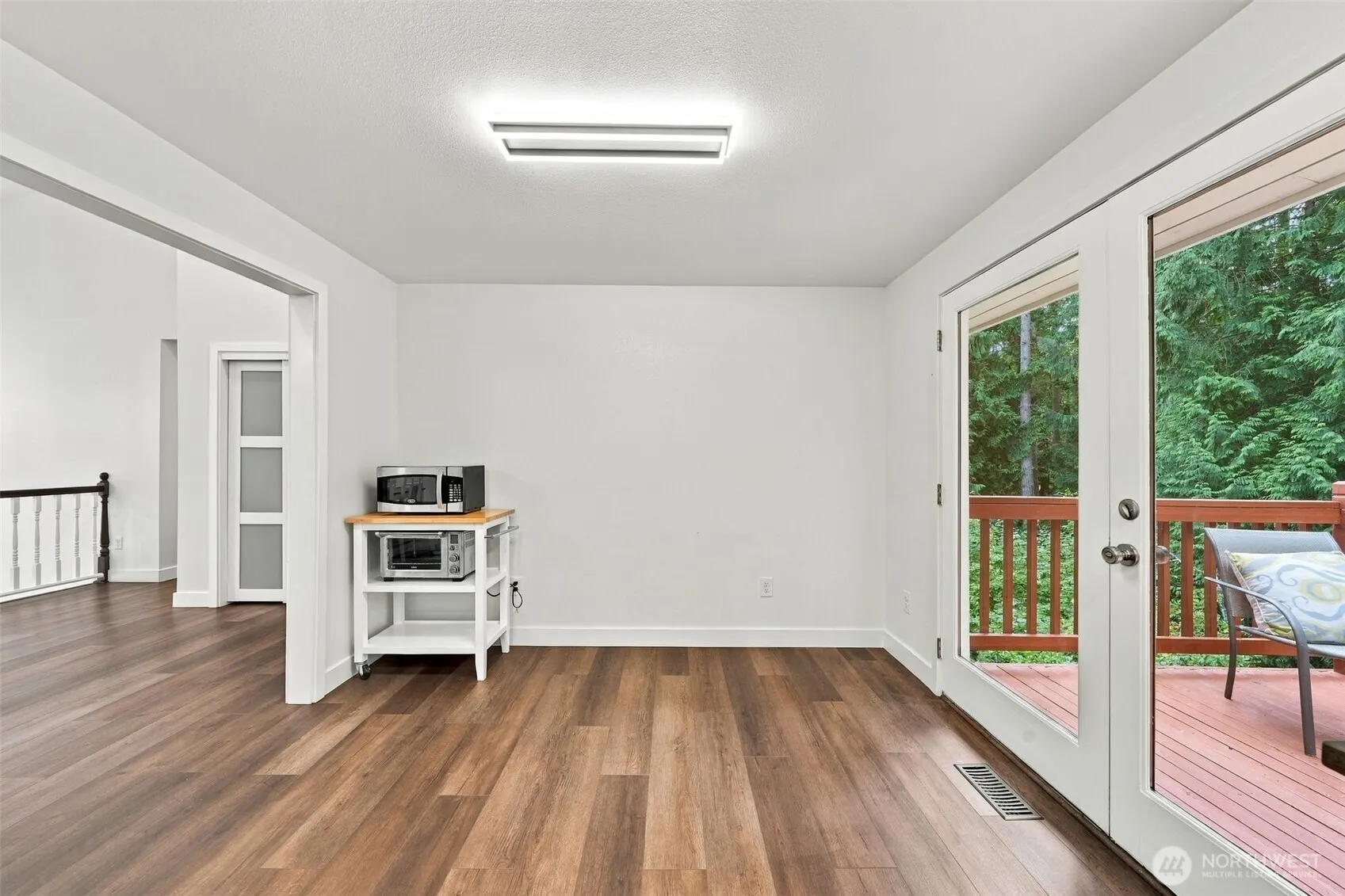 17101 NE 28th Place , Bellevue, WA 98008