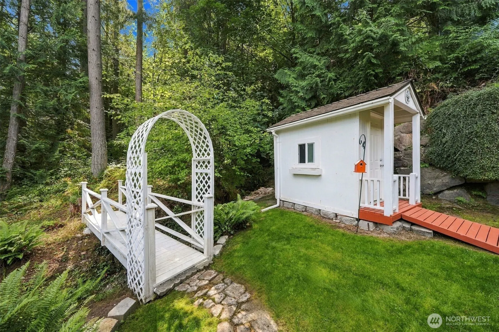17101 NE 28th Place , Bellevue, WA 98008