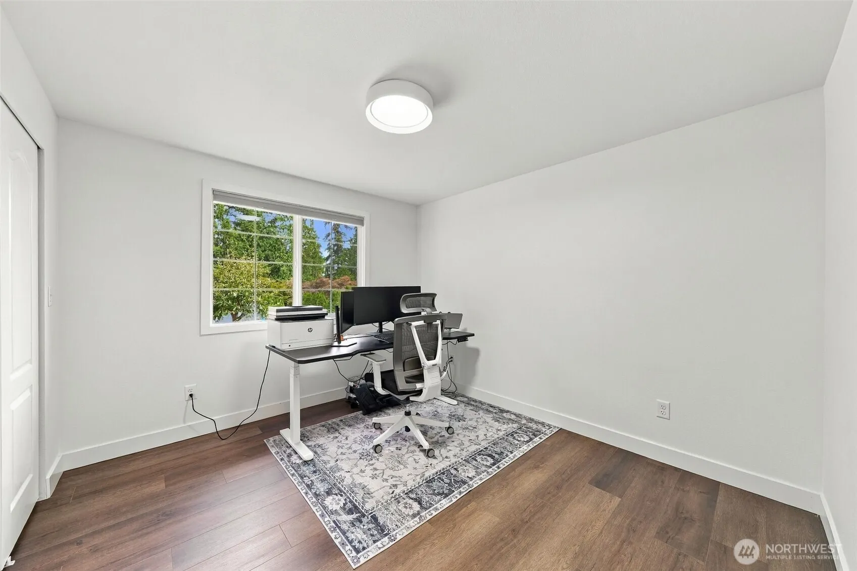 17101 NE 28th Place , Bellevue, WA 98008