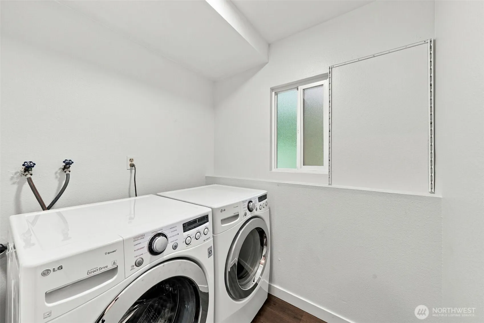 17101 NE 28th Place , Bellevue, WA 98008