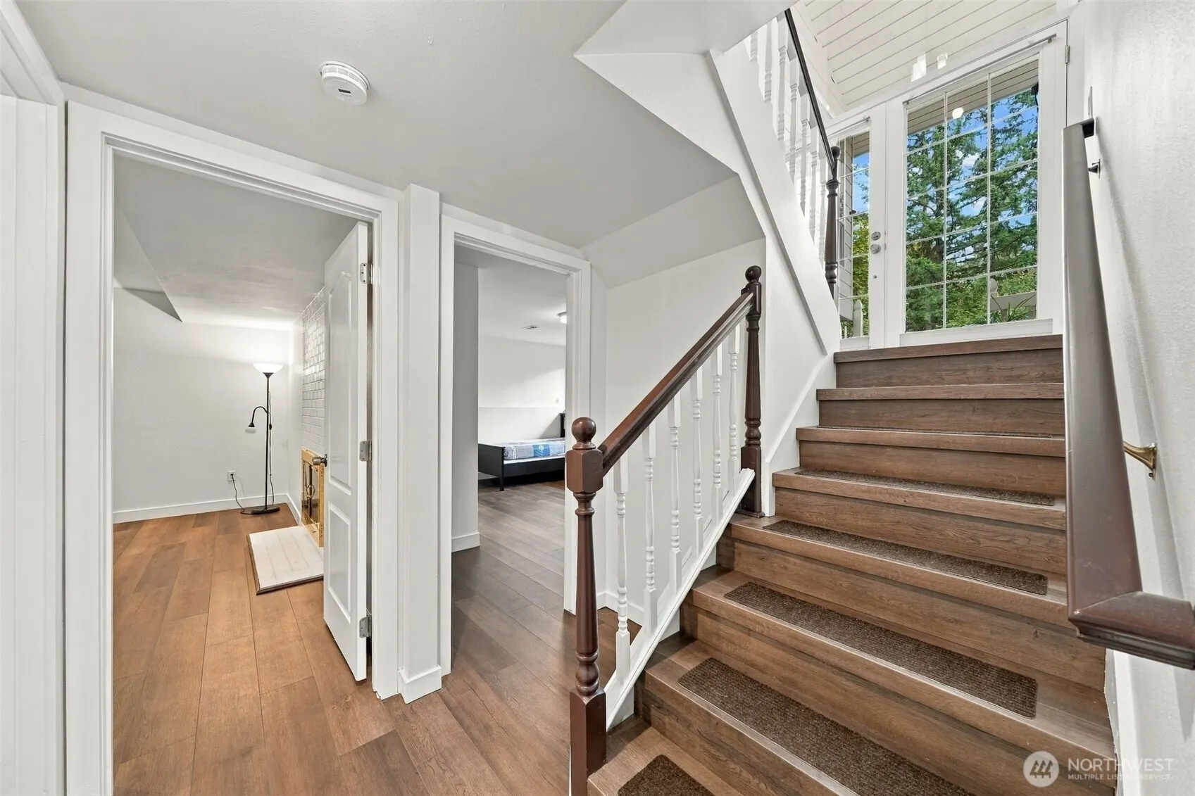 17101 NE 28th Place , Bellevue, WA 98008