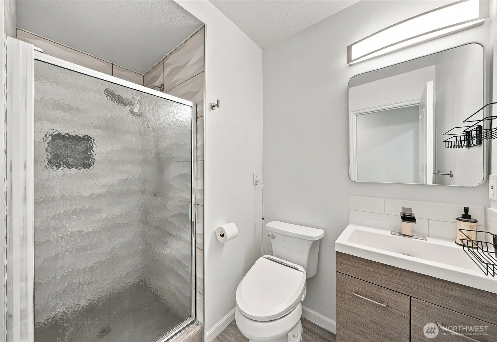 17101 NE 28th Place , Bellevue, WA 98008