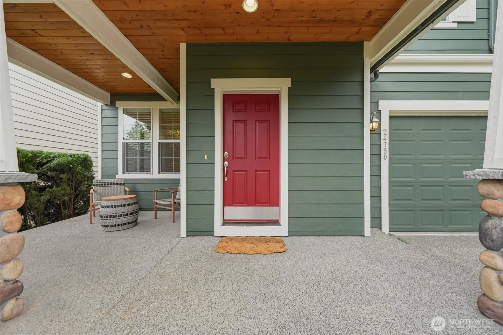 24750 NE 3rd Place , Sammamish, WA 98074
