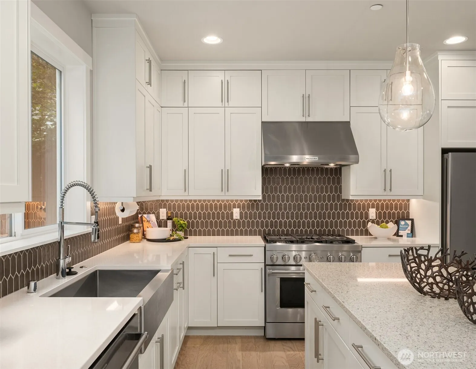 7238 NE 129th Street , Kirkland, WA 98034