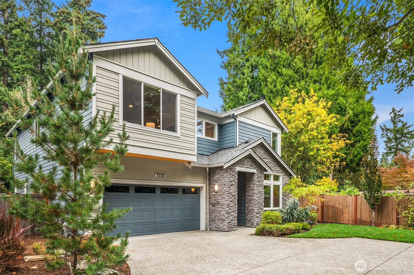 7238 NE 129th Street , Kirkland, WA 98034