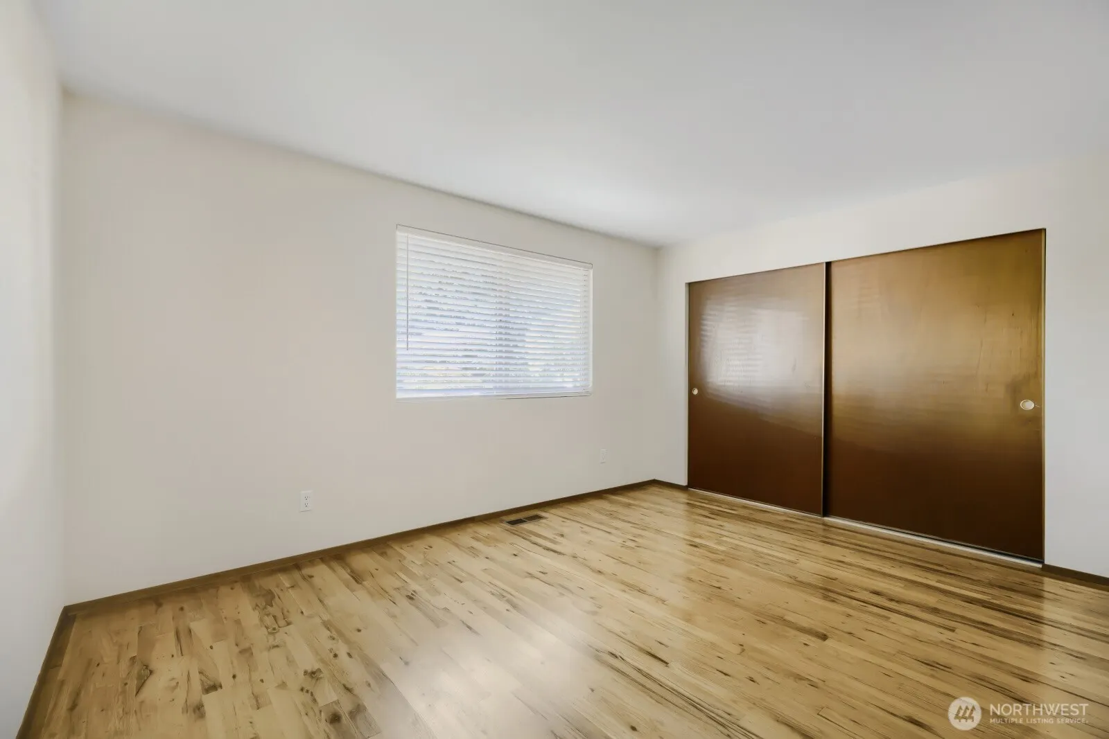 13426 117th Avenue NE, Kirkland, WA 98034-2163
