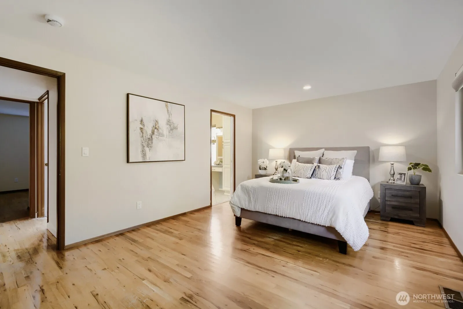 13426 117th Avenue NE, Kirkland, WA 98034-2163