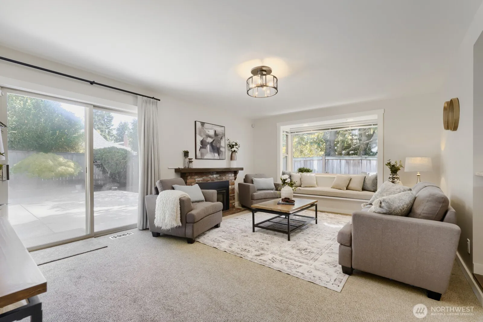 13426 117th Avenue NE, Kirkland, WA 98034-2163