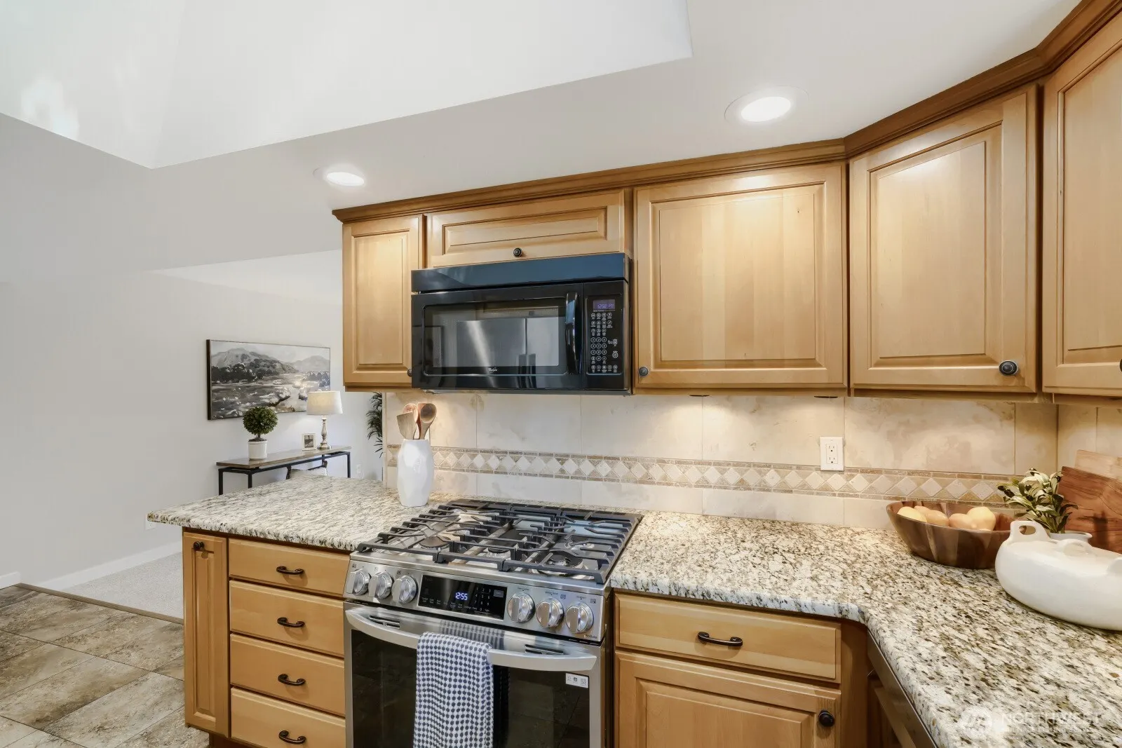 13426 117th Avenue NE, Kirkland, WA 98034-2163