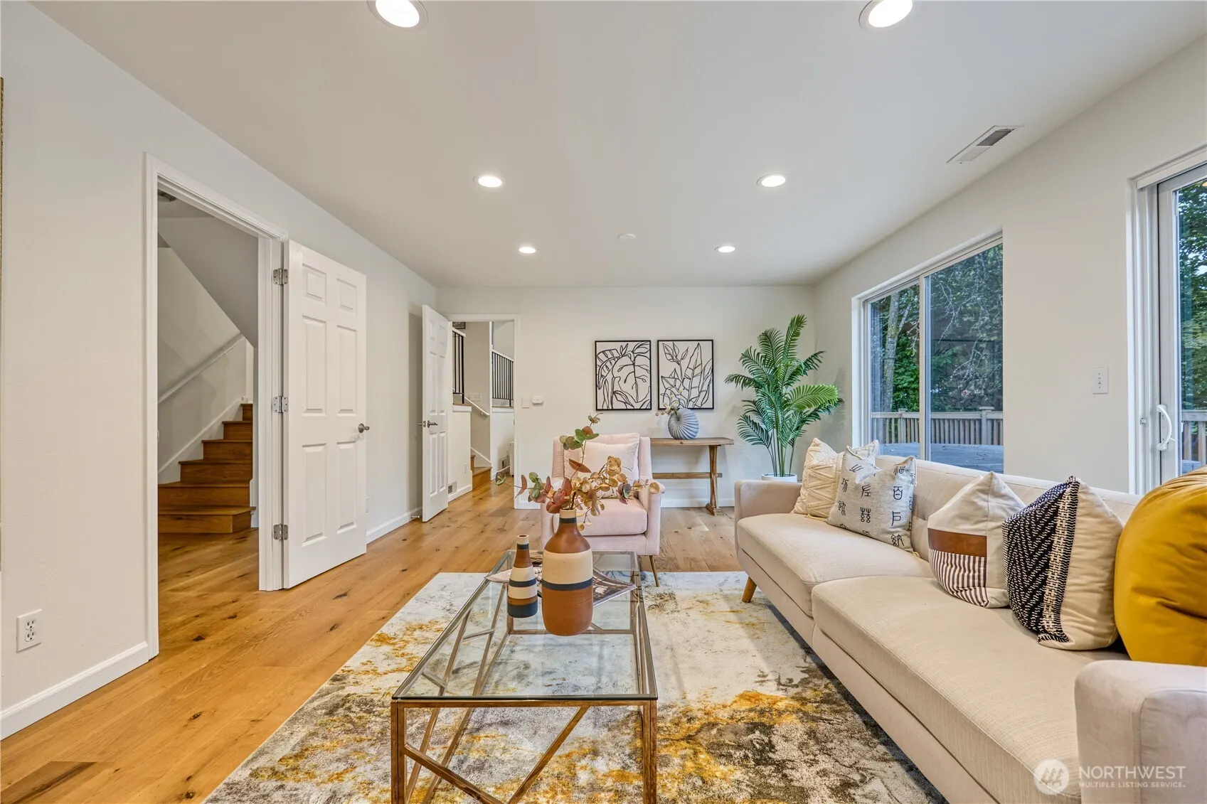 10827 159th Court NE, Redmond, WA 98052