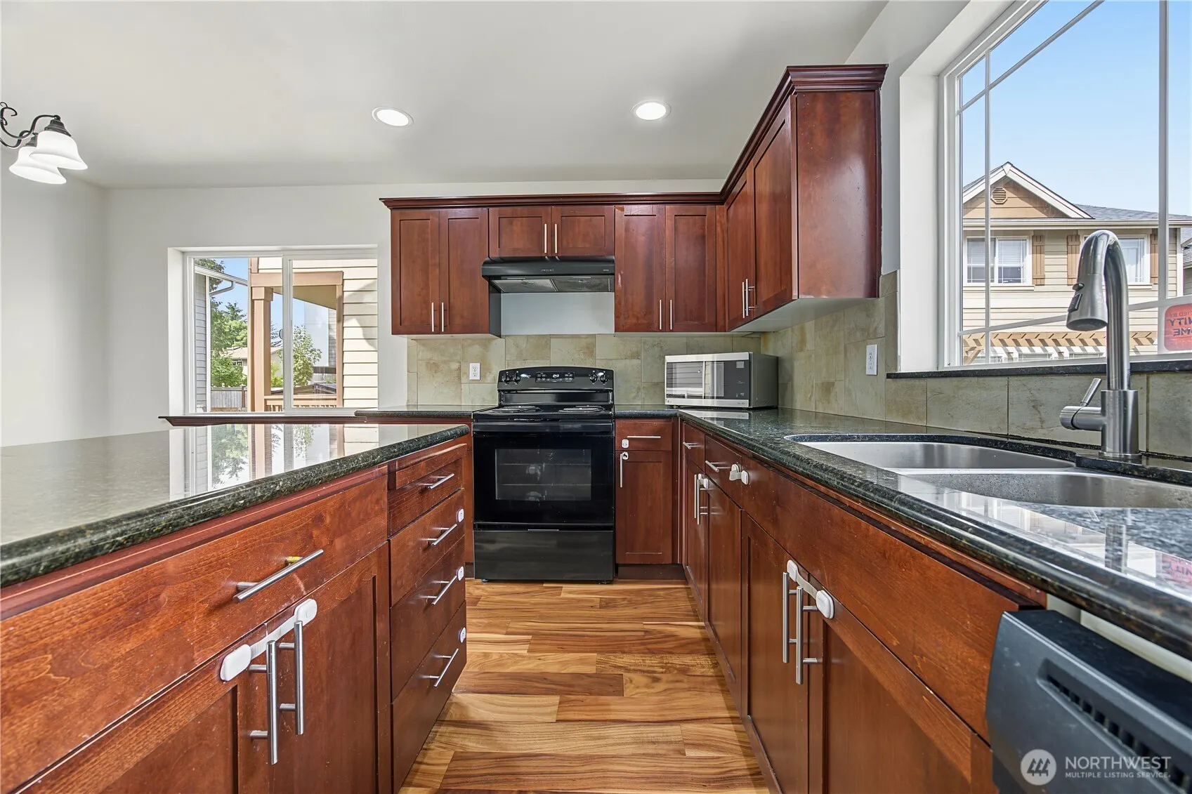 13216 33rd Place W #3, Lynnwood, WA 98087