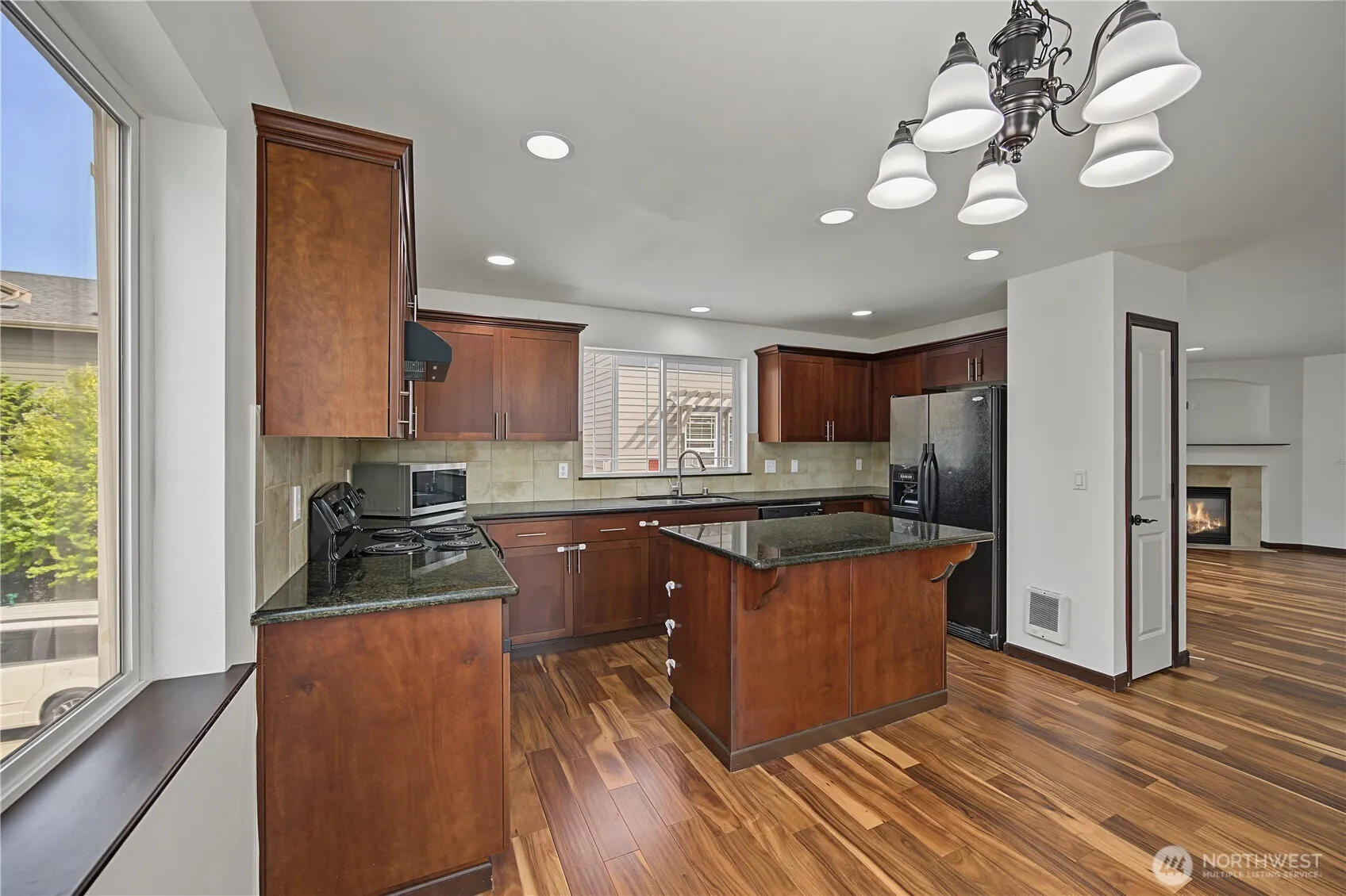 13216 33rd Place W #3, Lynnwood, WA 98087