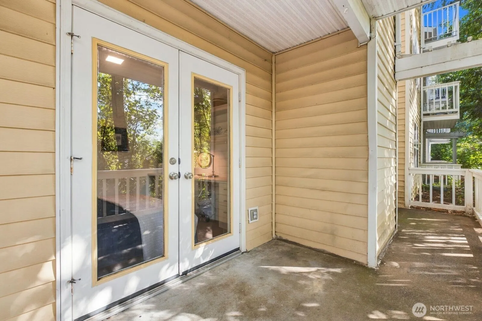 2670 118th Avenue SE #9-103, Bellevue, WA 98005-8127