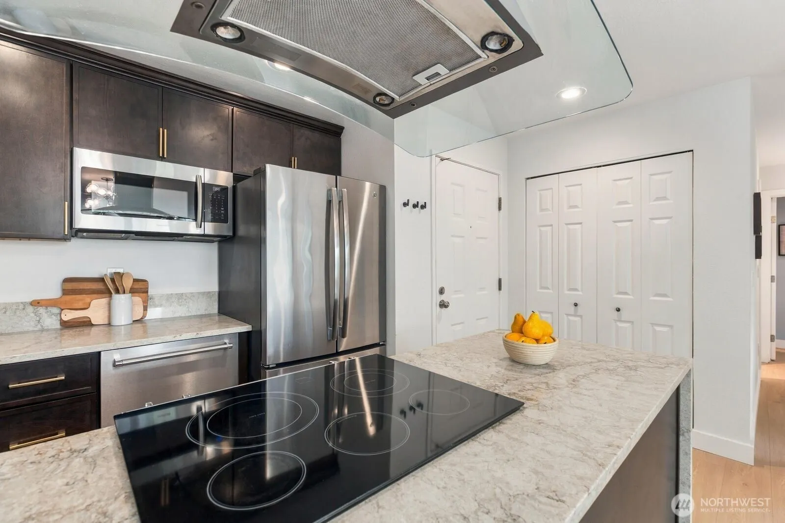 2670 118th Avenue SE #9-103, Bellevue, WA 98005-8127