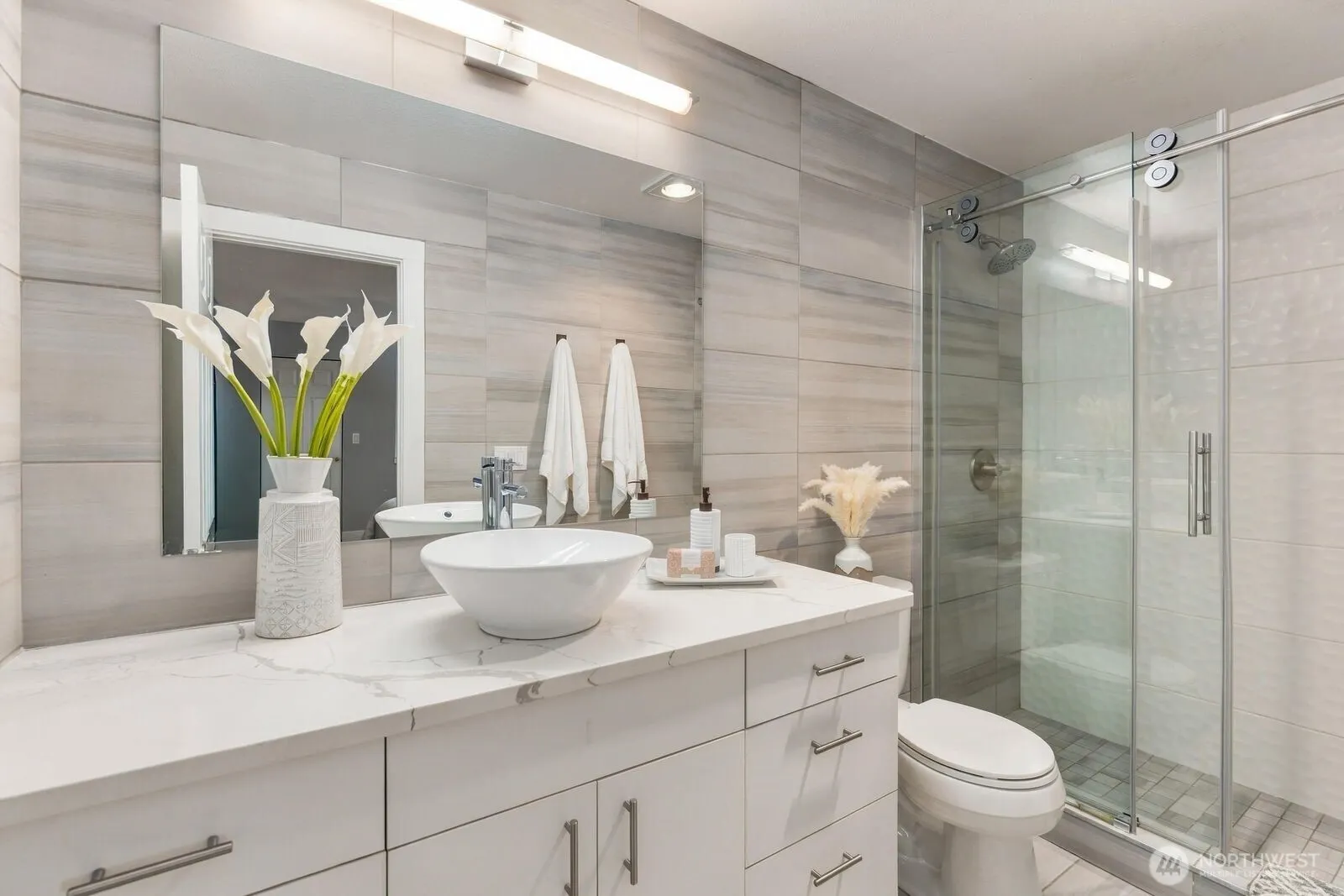 2670 118th Avenue SE #9-103, Bellevue, WA 98005-8127