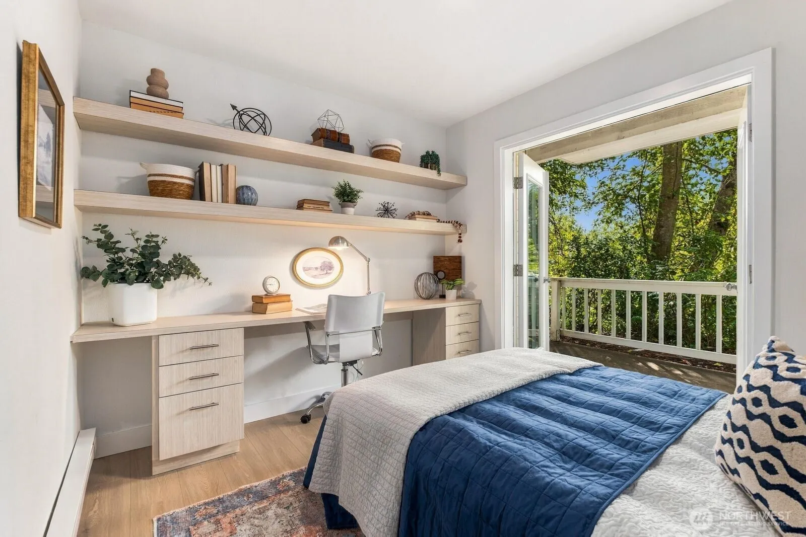 2670 118th Avenue SE #9-103, Bellevue, WA 98005-8127