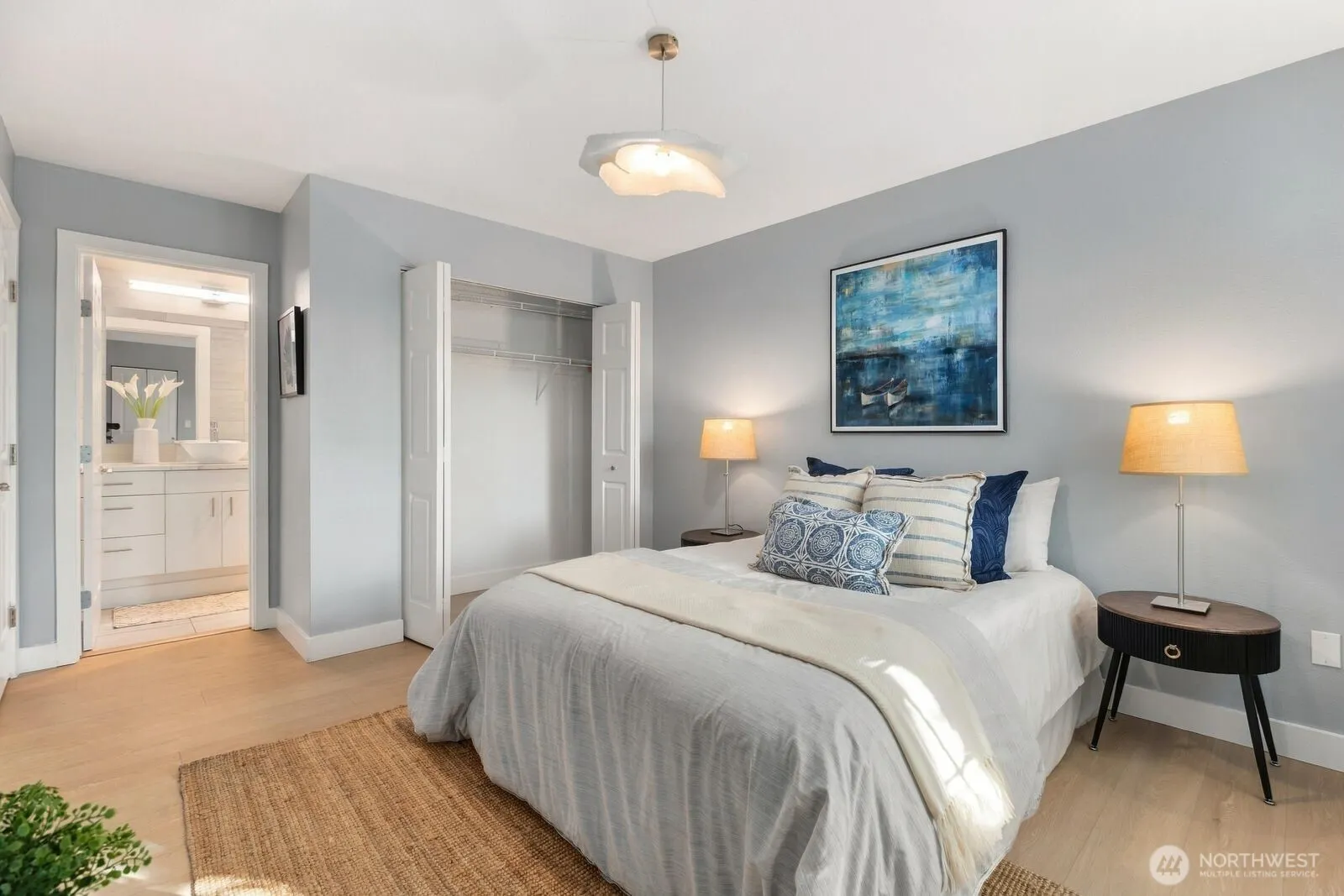 2670 118th Avenue SE #9-103, Bellevue, WA 98005-8127