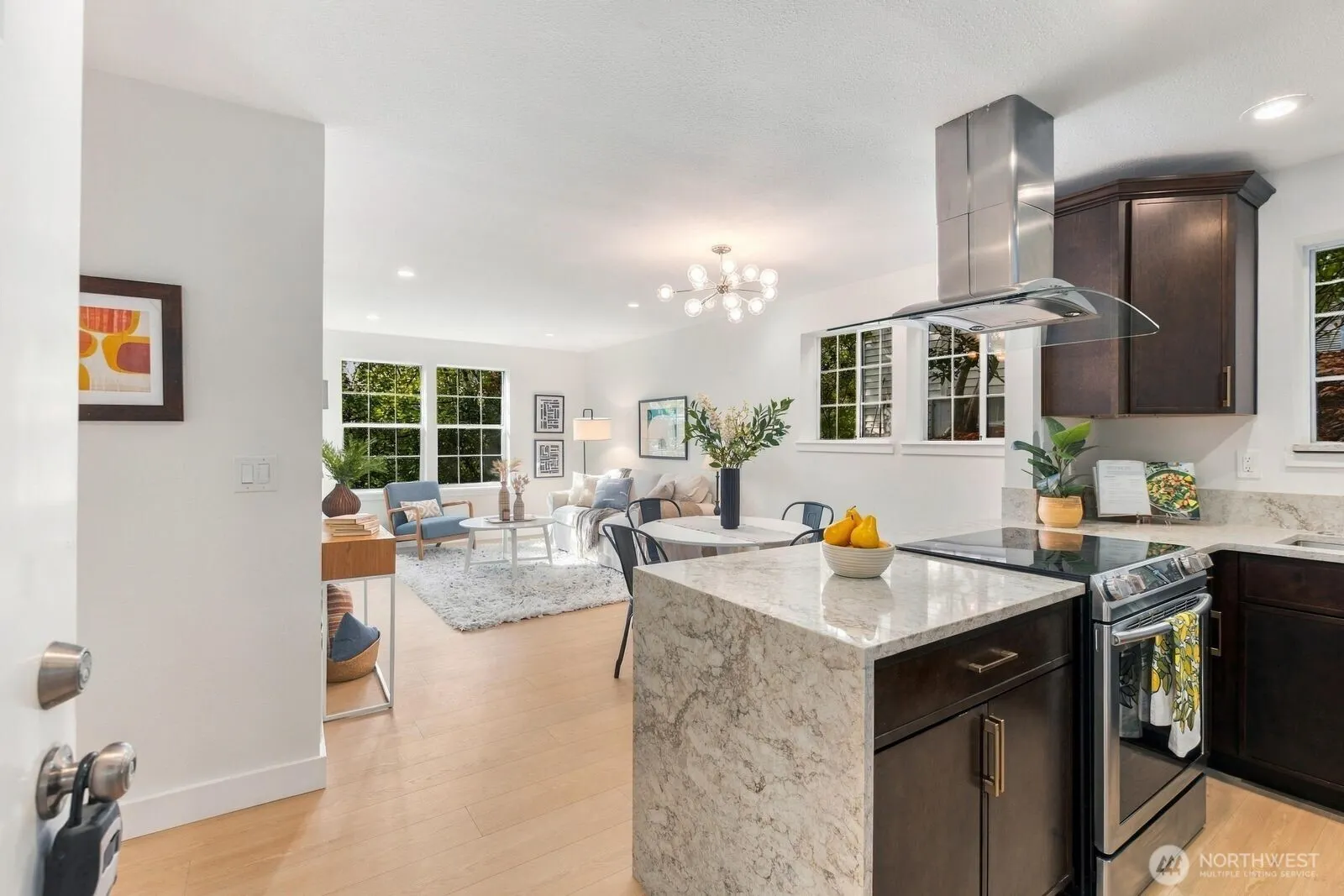 2670 118th Avenue SE #9-103, Bellevue, WA 98005-8127