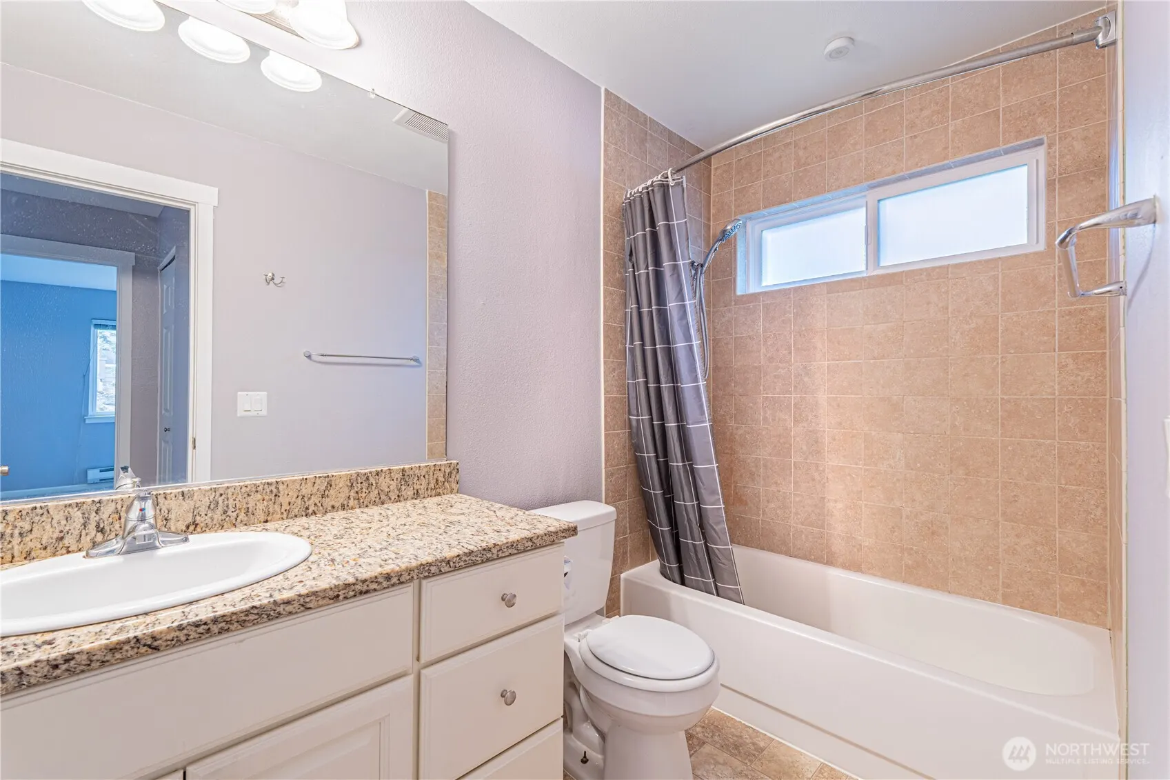 2609 S 272nd Street #33, Kent, WA 98032