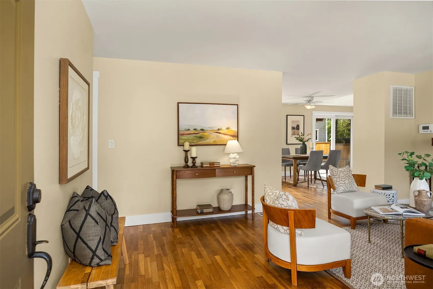 1008 Logan Road , Lynnwood, WA 98036