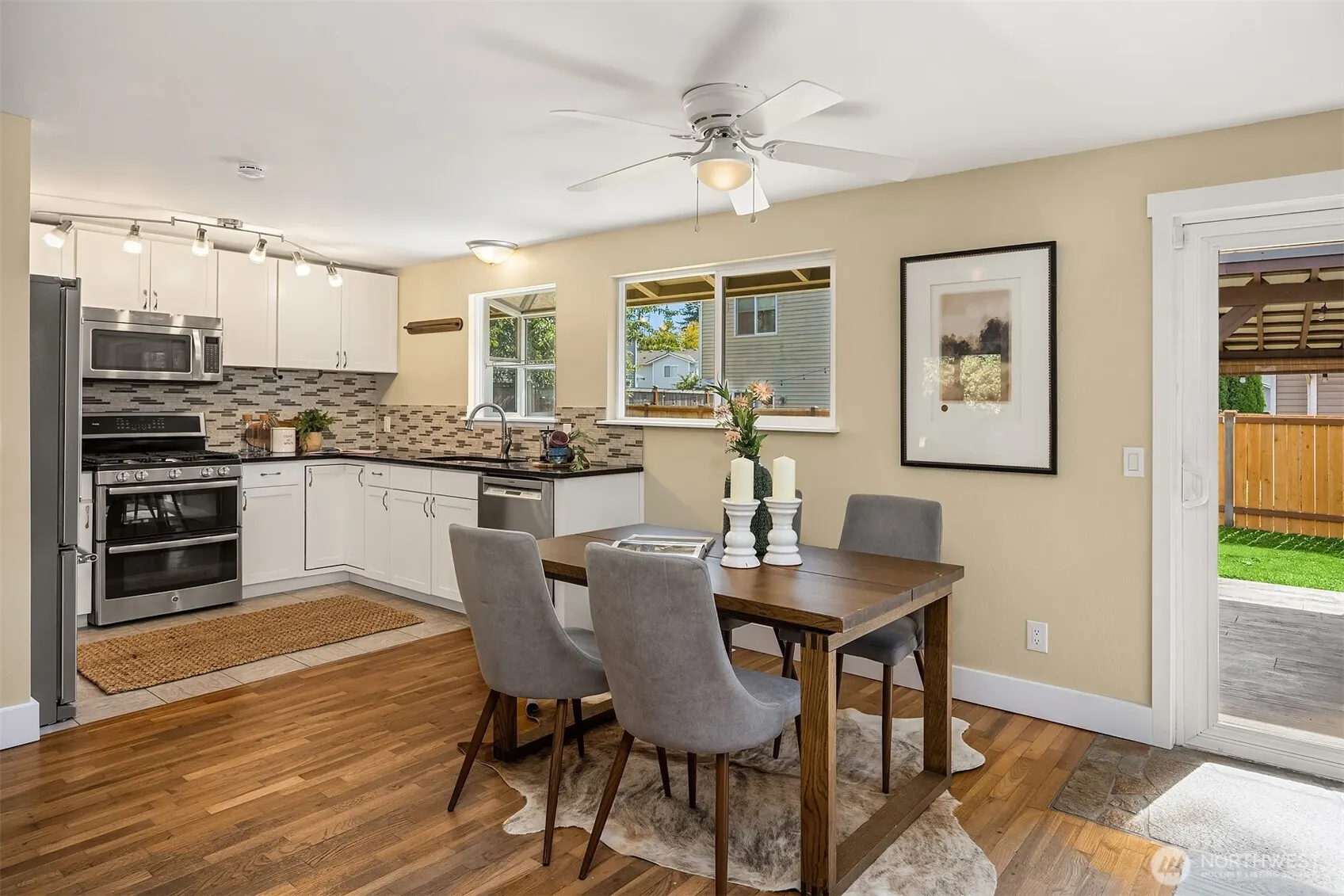 1008 Logan Road , Lynnwood, WA 98036