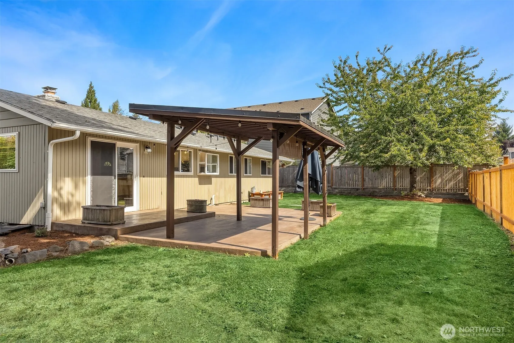 1008 Logan Road , Lynnwood, WA 98036