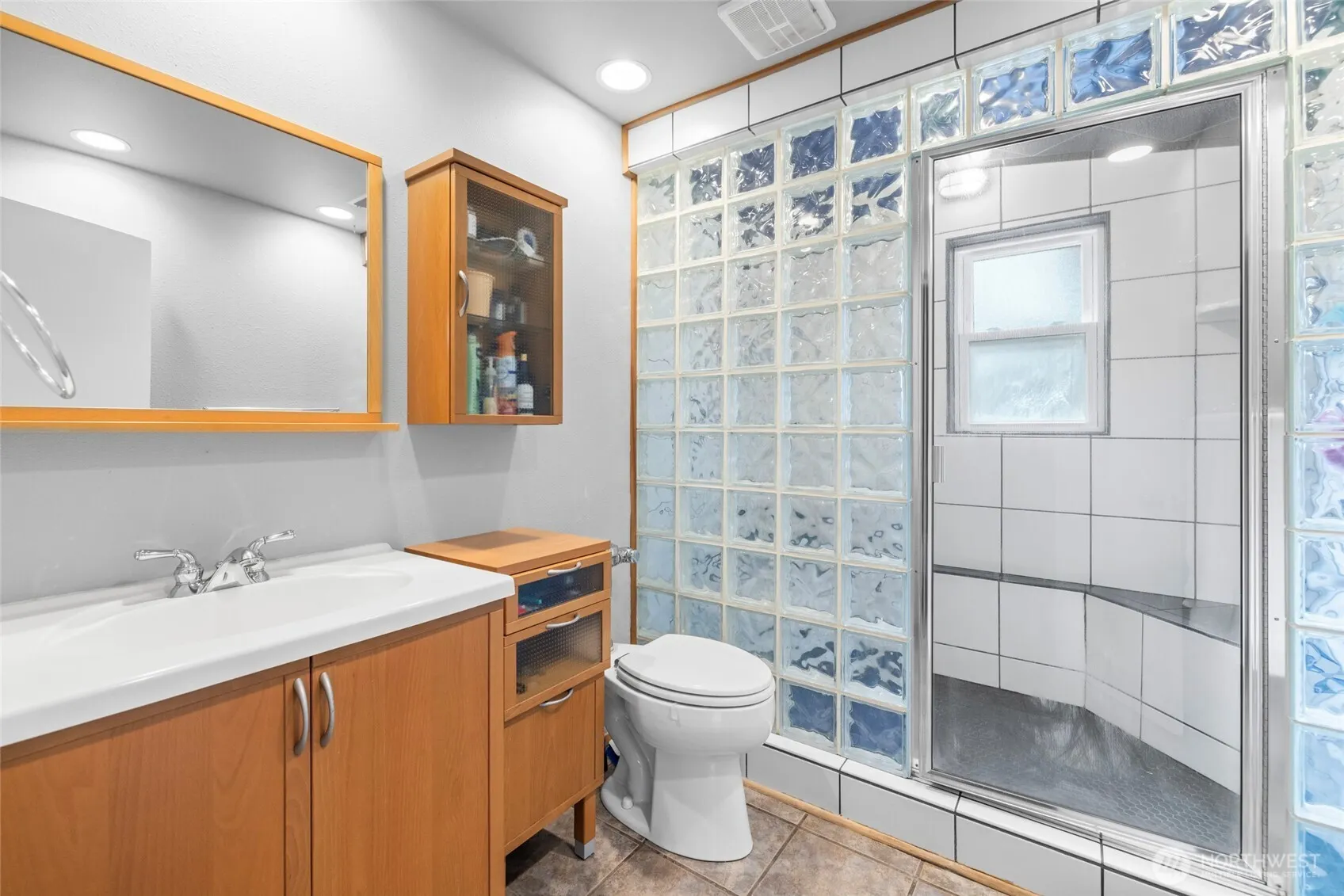 15903 SE 178th Court , Renton, WA 98058